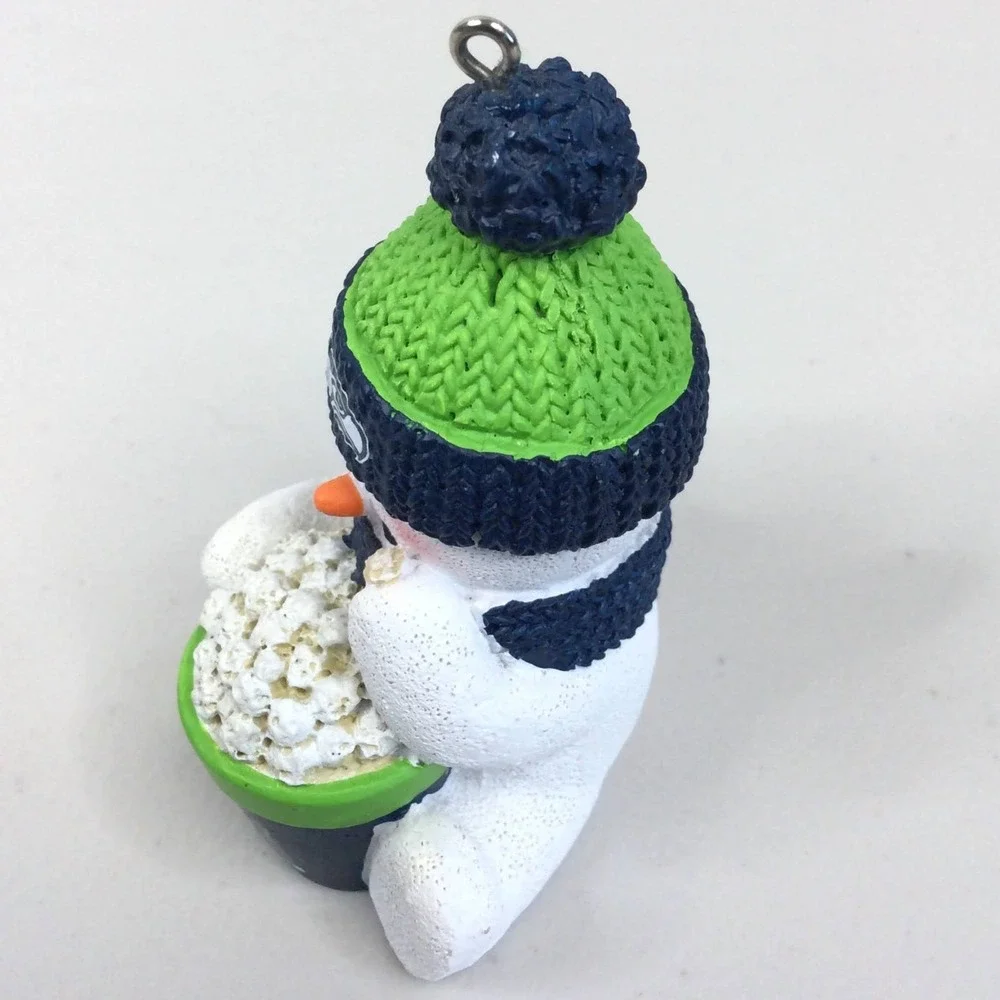 Forever Collectibles NFL Seattle Seahawks Snowman Popcorn Ornament Figurine
